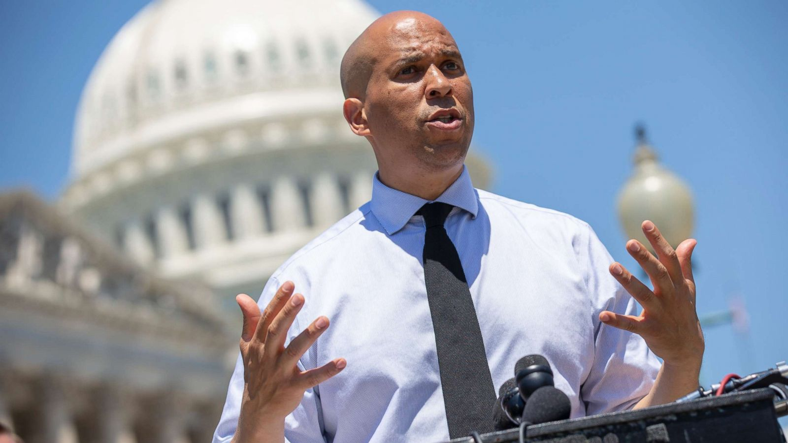 Democrats Weaponize Pesticide Immunity to Split MAGA-MAHA Coalition Ahead of Midterms
